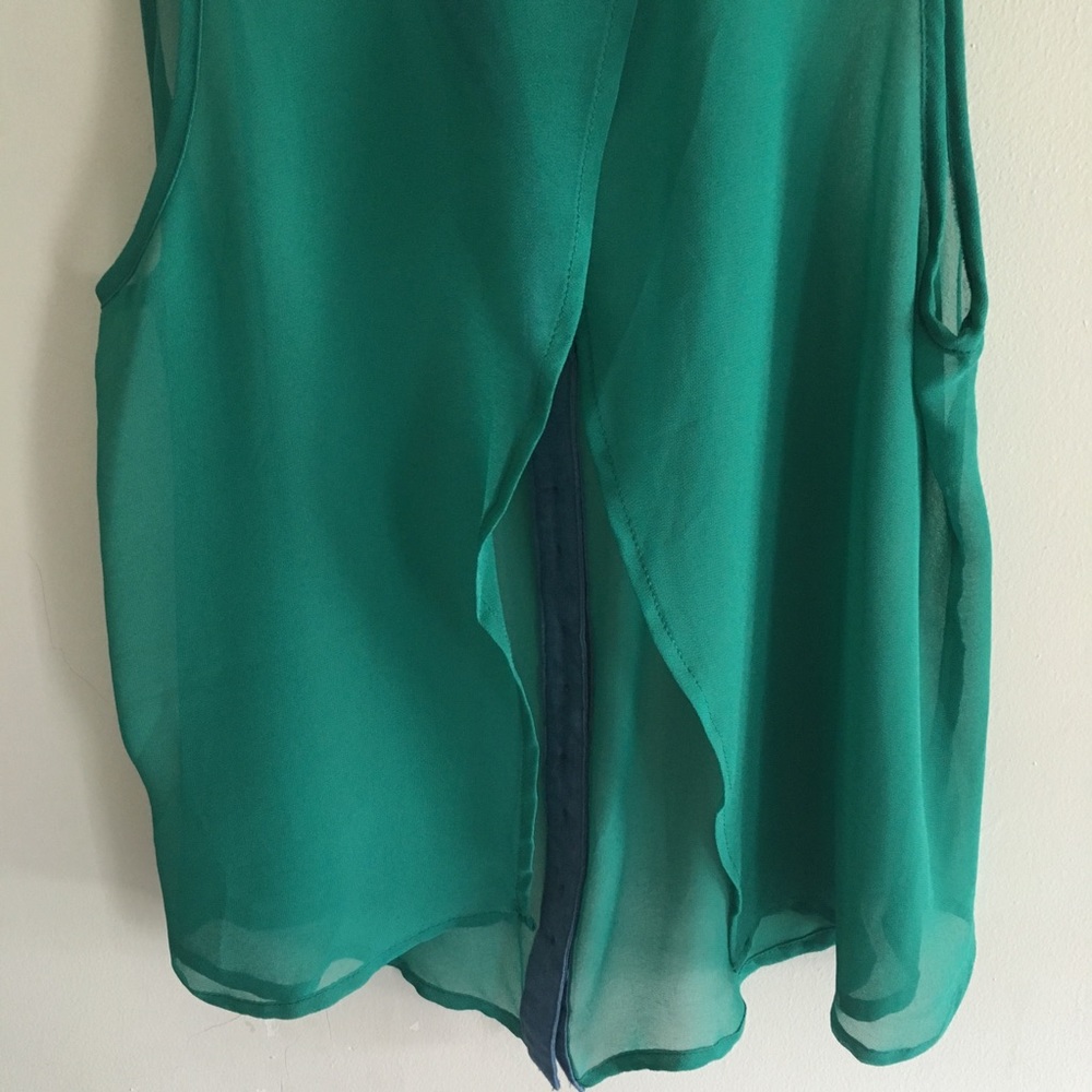 Double Zero Sleeveless Button Down - image 4